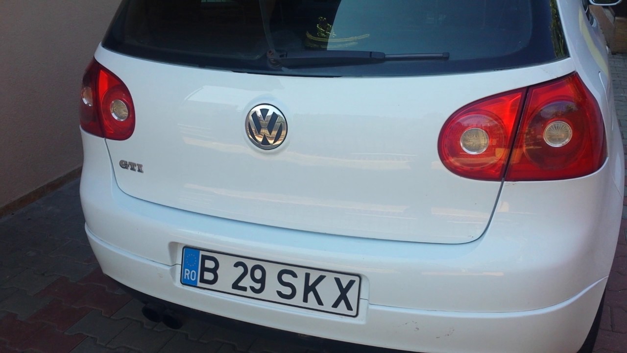 Golf Mk5 GTI DSG cold start sound plus few pops & bangs