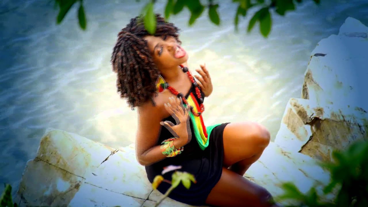 SISCA - FARAHA MANDILATRA - Clip 2014 (official)