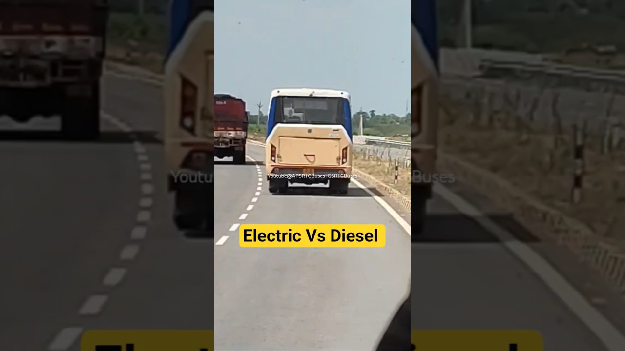 Electric Vs Diesel, APSRTC Electric Ac bus chasing overtaking TGSRTC super luxury bus. #apsrtcbus