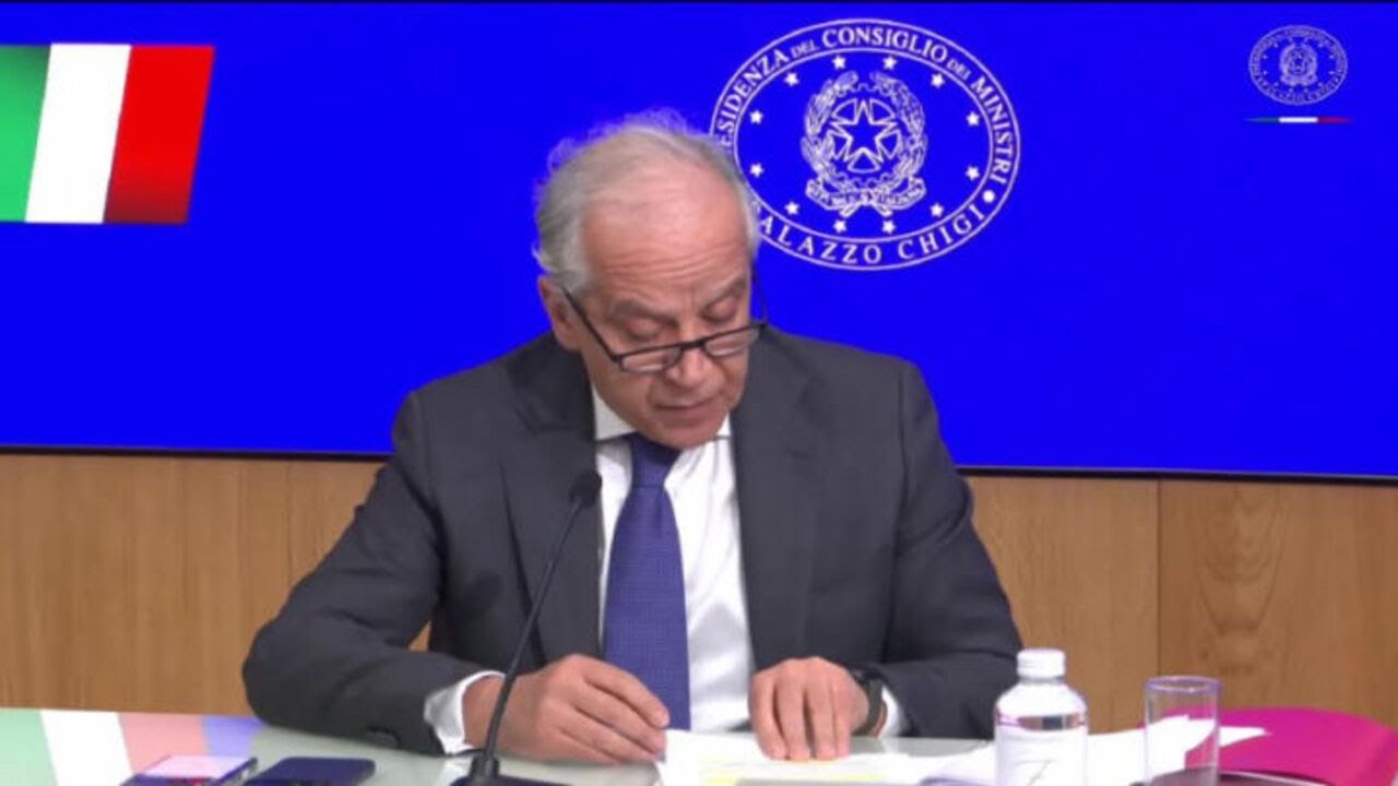 Decreto sicurezza, Piantedosi: Previsto illecito penale per chi non si ferma all'ALT della Polizia