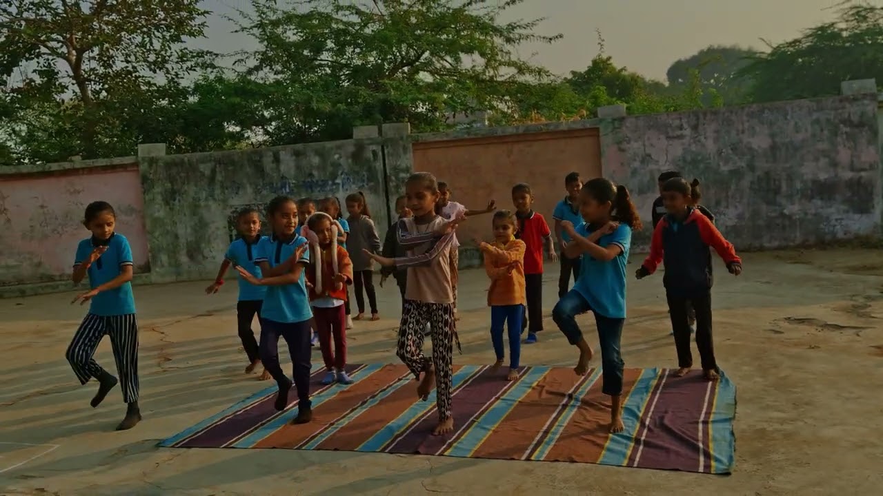 આનંદદાઈ  શનિવાર પ્રાથમિક શાળા ખોરવાડ 
