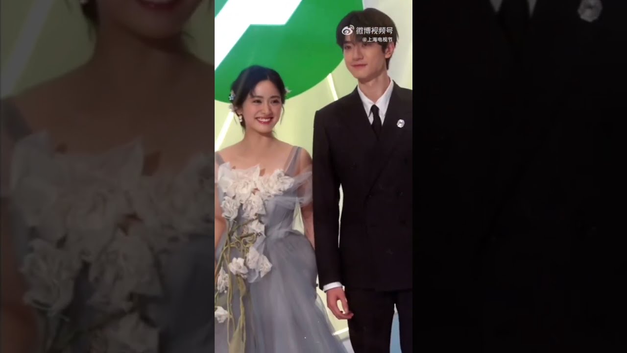 Shenyue and Linyi Looks like a couple not good friends 🙈