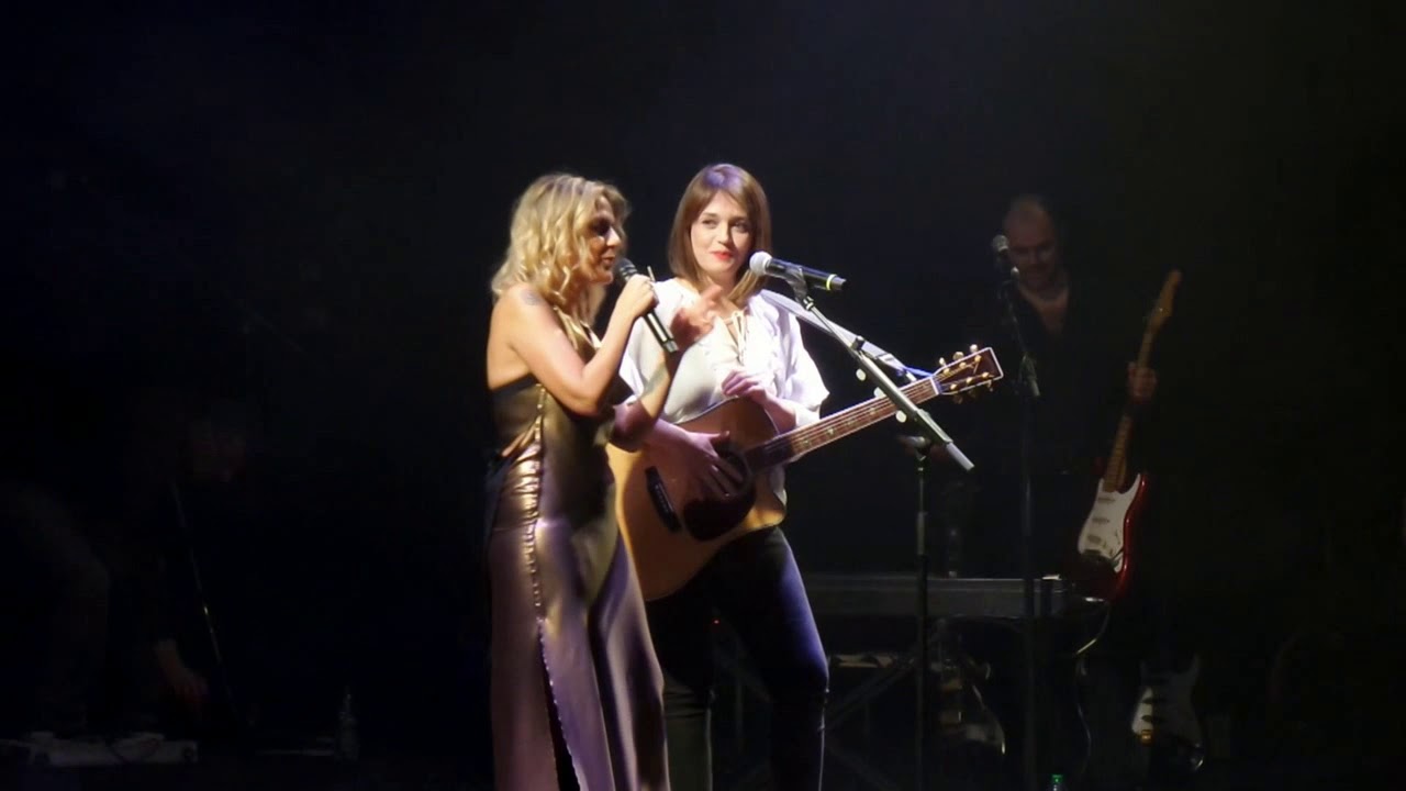 Irene Grandi & Friends- Teatro Verdi - Fi - 01-12- 2019.- Con  Carmen Consoli