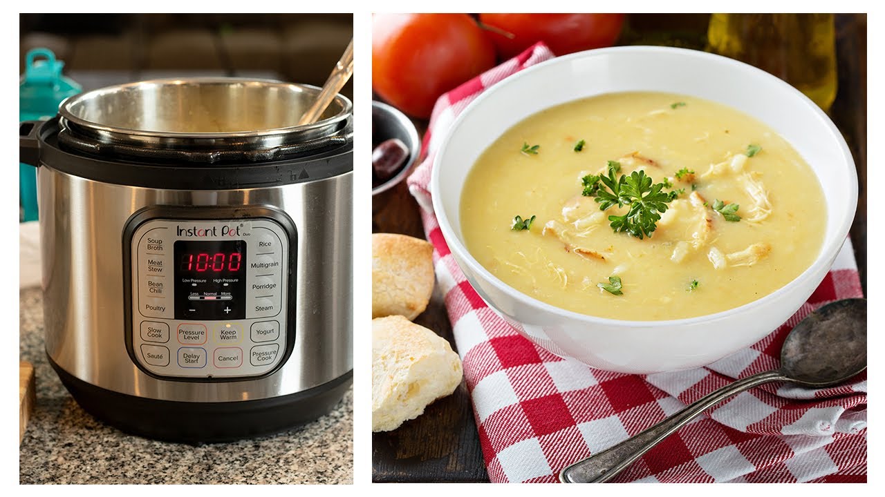 Греческий суп с курицей, лимоном и орзо, приготовленный в горшочке