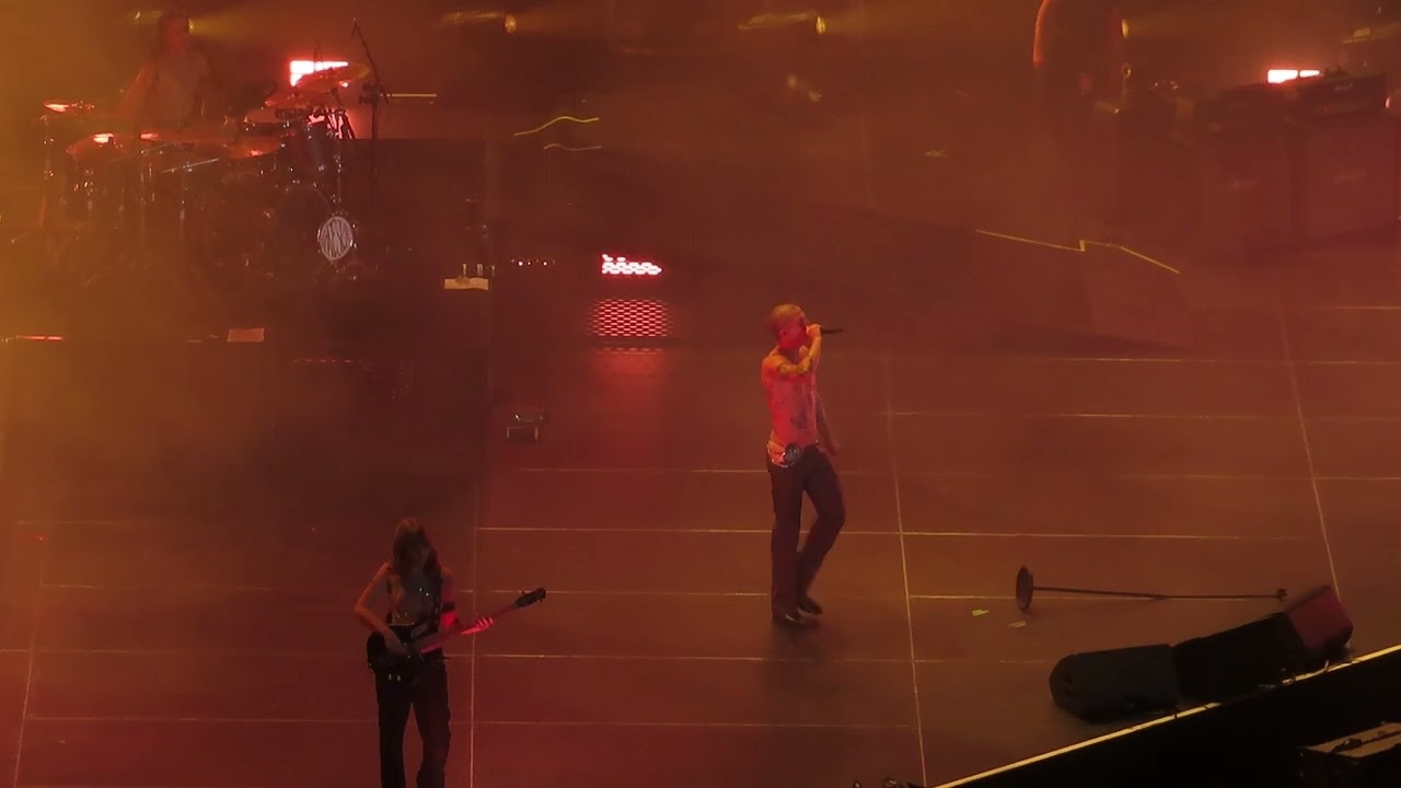 2023 09 21 Måneskin - I WANNA BE YOUR SLAVE (Reprise)