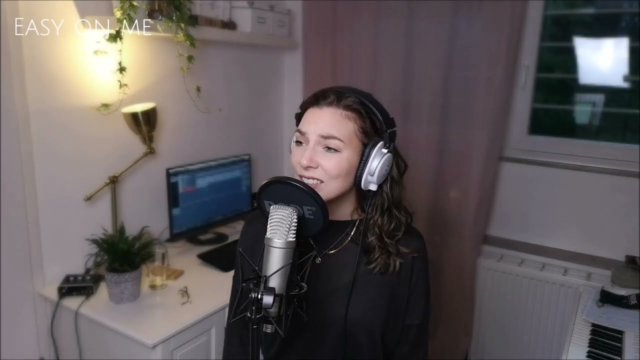 Easy on me / Adele Cover / Rebecca Sammet