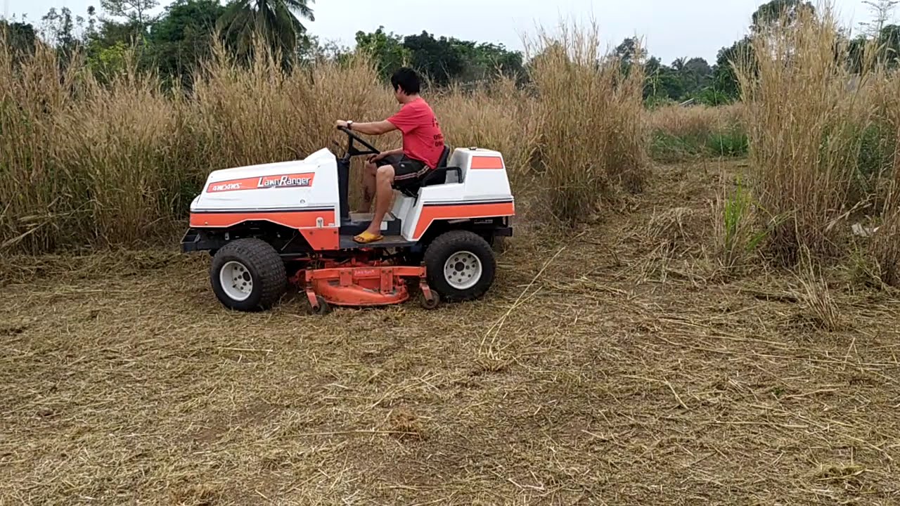 Xe phát cỏ địa hình kubota lawn ranger hàng bãi nhật giá và số điện thoại trong phần mô tả.