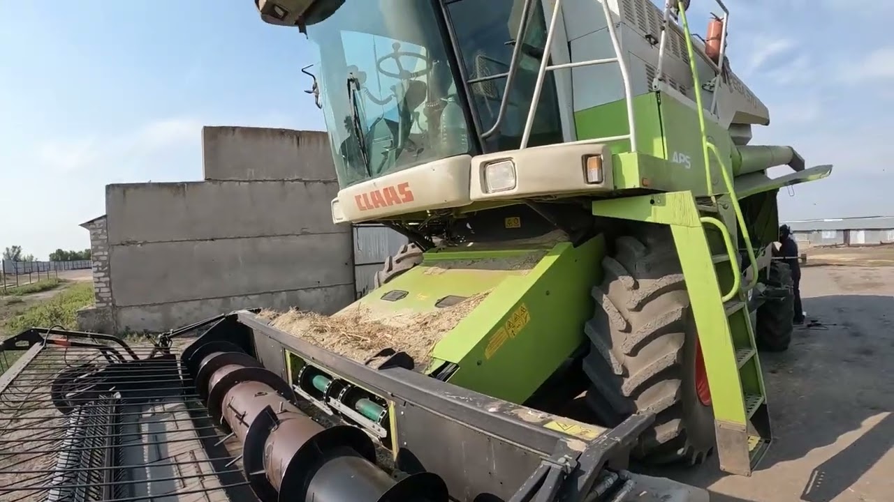 CLAAS MEGA. Едем на калым убирать нут.
