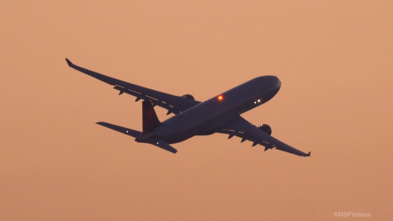 Delta A330 Dusk Departure MSP/KMSP - N810NW | DL162