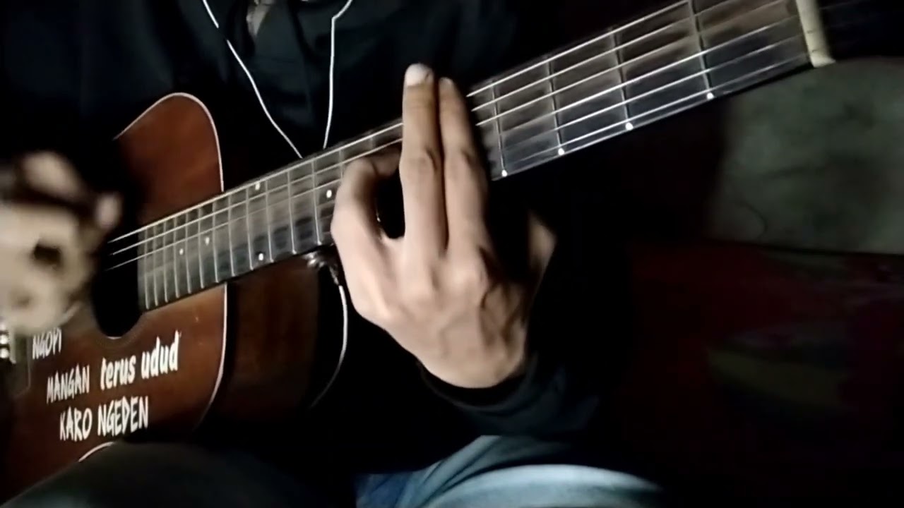 MISTIS - pena darah (cover) gitar