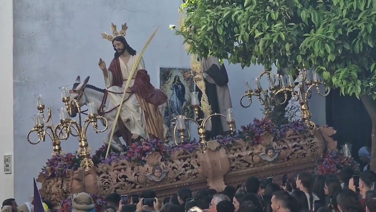 Semana Santa Villa de Los Barrios 2023. Salida de la borriquita