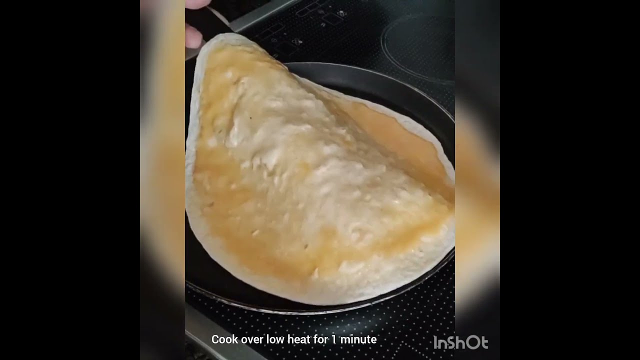 Just pour egg on the tortilla and the result will be amazing#quickrecipe #quickbreakfast #quick