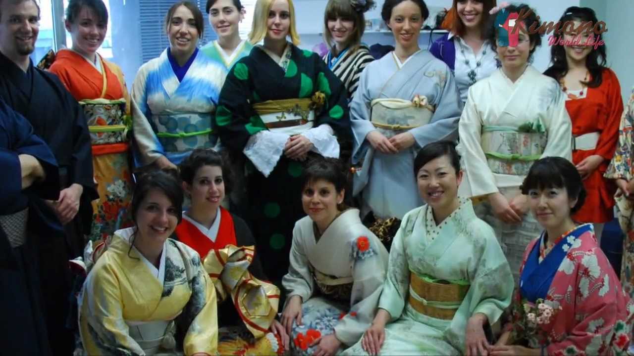 GRUPOS DE KIMONO EN EL MUNDO.  世界の着物団体 