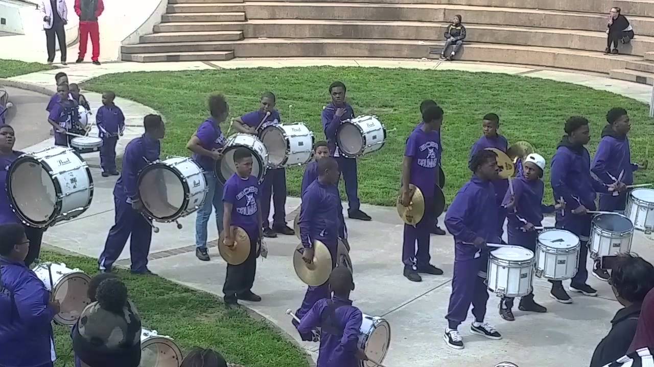 Mo Lucas Drummers
