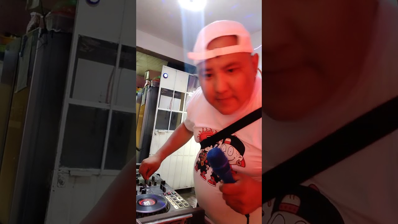 Transmisión con el poeta de la salsa amistad caríbe jr y DJ zito mix 08 marzo 2026