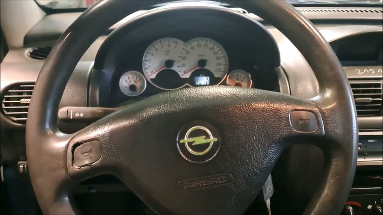 Montaż elektrycznego wspomagania kierownicy  Opel corsa C