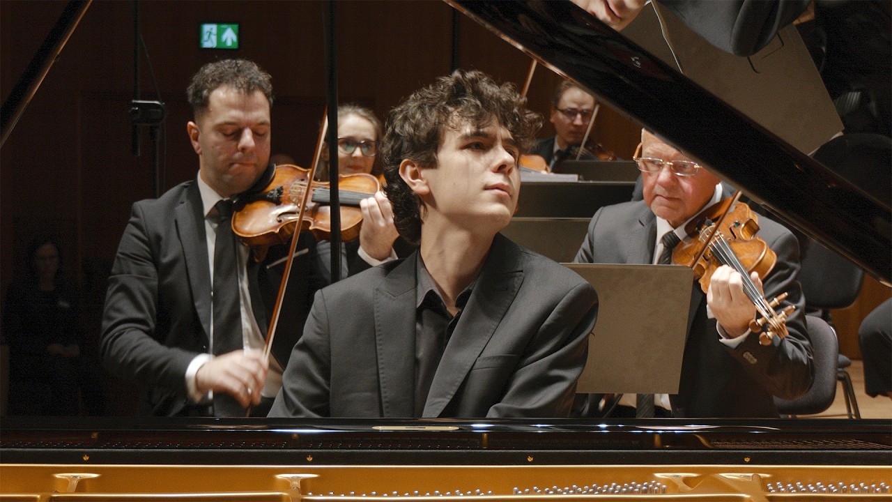 Chopin – Piano Concerto No. 1, Op. 11, Mateusz Dubiel – piano, Andrzej Kucybała – conductor