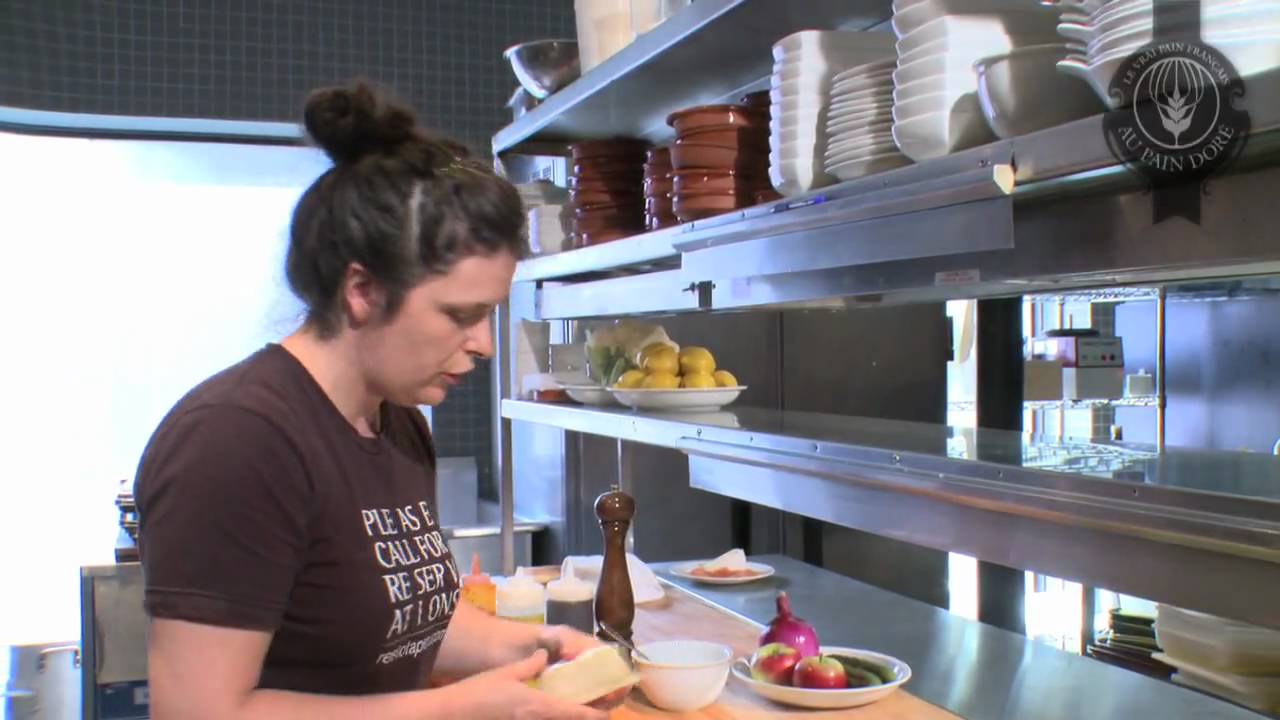 Capsule culinaire, boulangerie Au Pain Doré, Ficelle au saumon fumé et brie