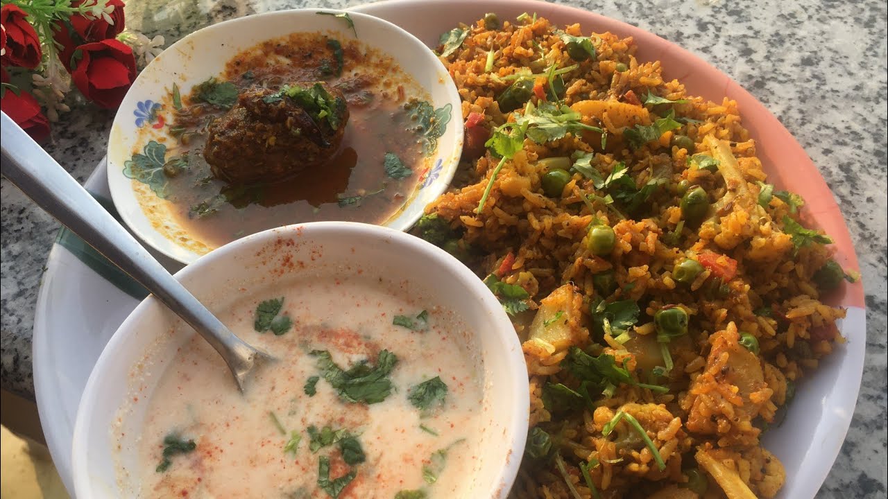 Chatpati Masaledar UP Style Tahri! Khili-Khili Aloo Tahri Recipe |Veg Pulao se bhi behtar Tasty Rice