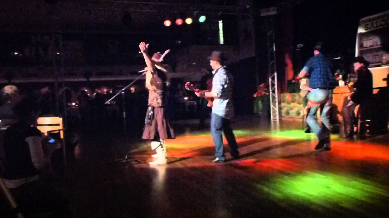 Feuerwehrball in Wittmund 2012 - 1 - Cotton Eye Joe