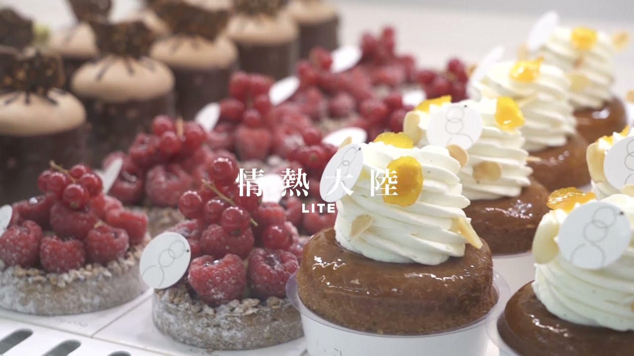 大行列！フランスに受け入れられた日本人の洋菓子店を覗いてみた。【菓子職人 金子美明】