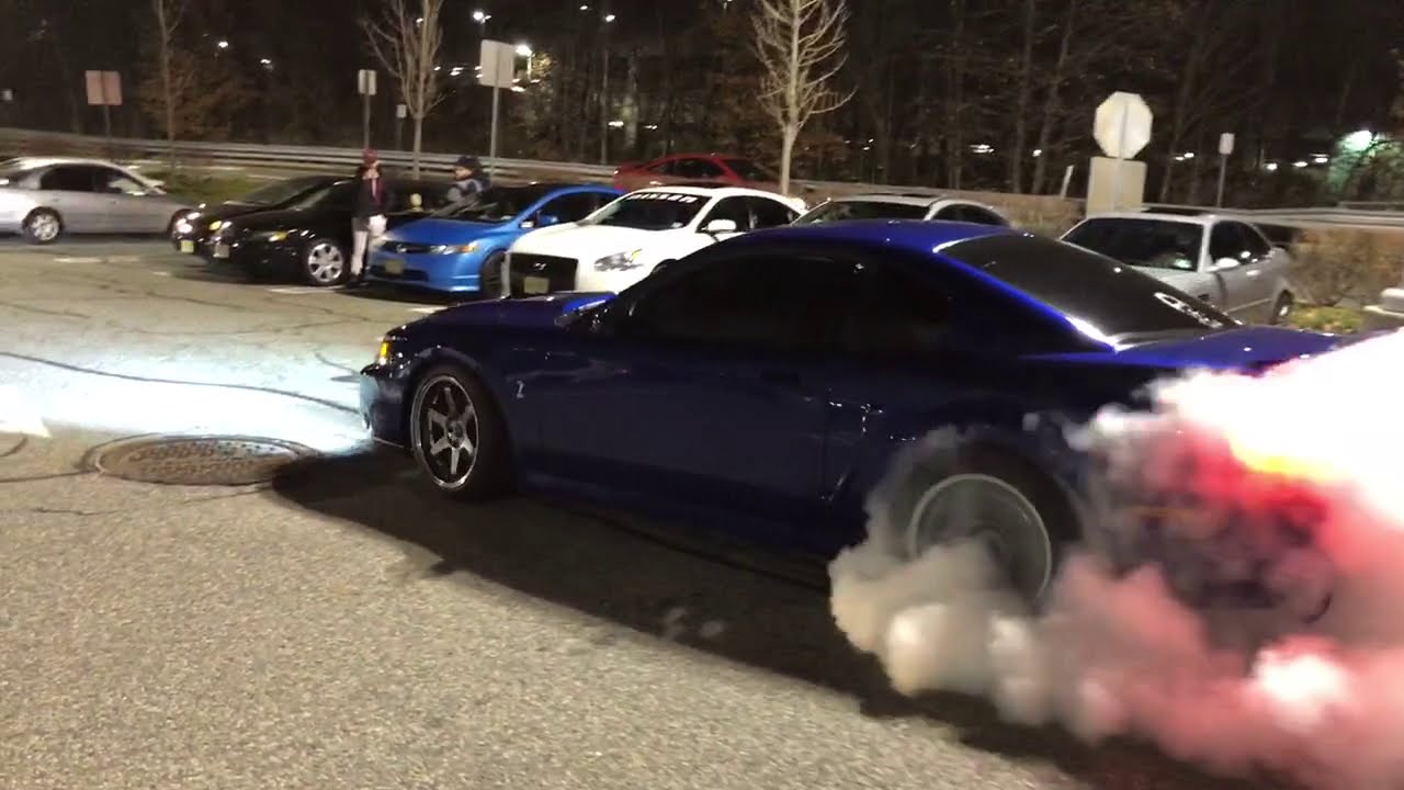 HUGE Kenne Bell Cobra Burnout!!
