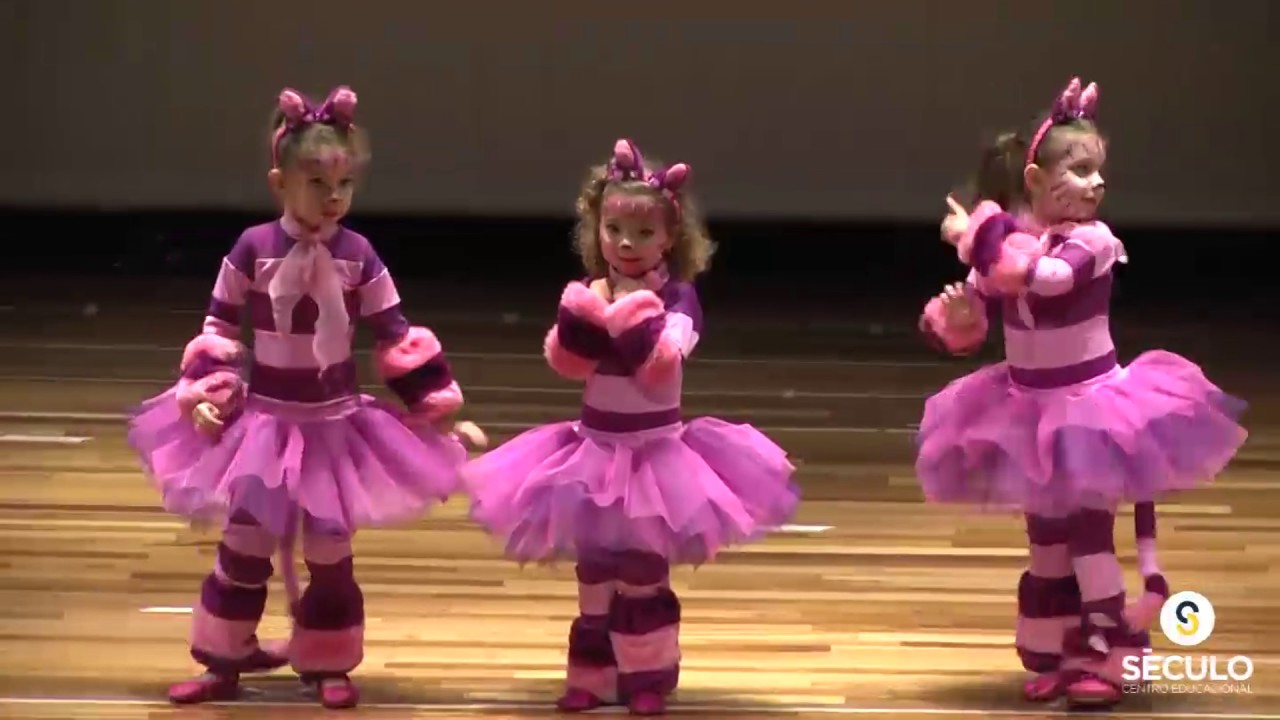 Alice no País das Maravilhas  (O musical)