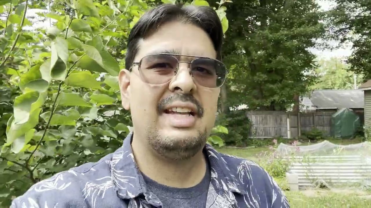 [16] Outdoor Grow 2025 - Healthy Living