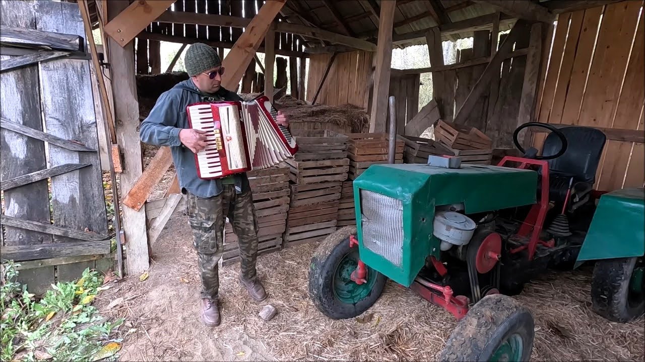 Prezentacja Kolejnego Esioka/ Akordeon i Silnik Andoria S-15/ WSK 125
