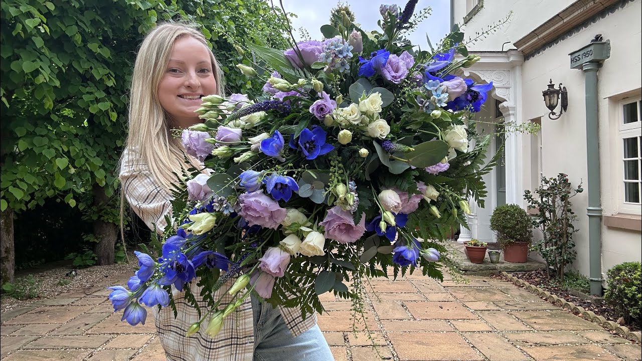 How To Make A Funeral Flower Spray| How to price flowers | How to make a profit in floristry