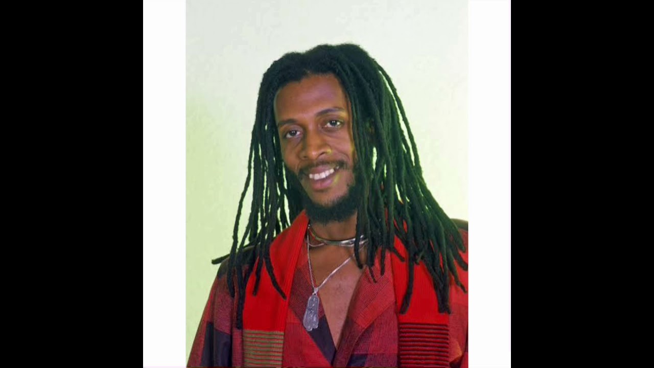 Ini Kamoze - Here comes the Hotstepper