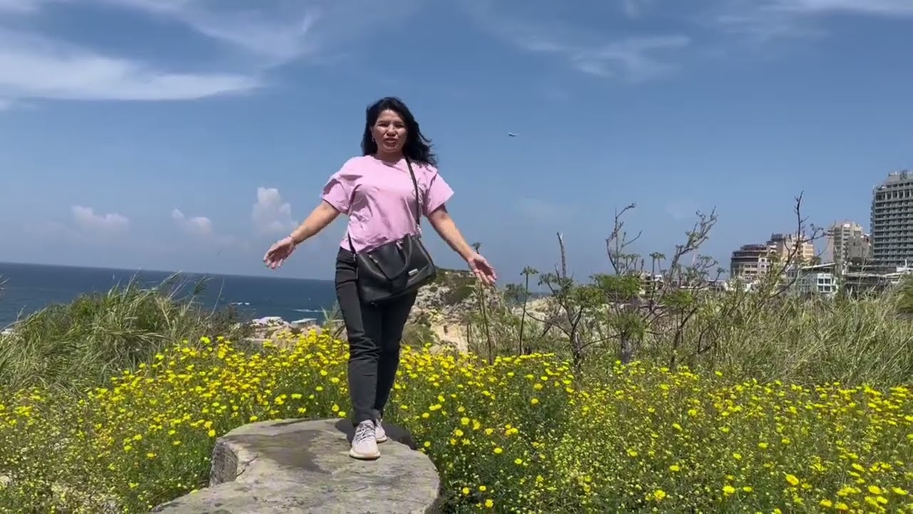 Discovering Hidden Beach Flowers & Springs | Nature Vibes