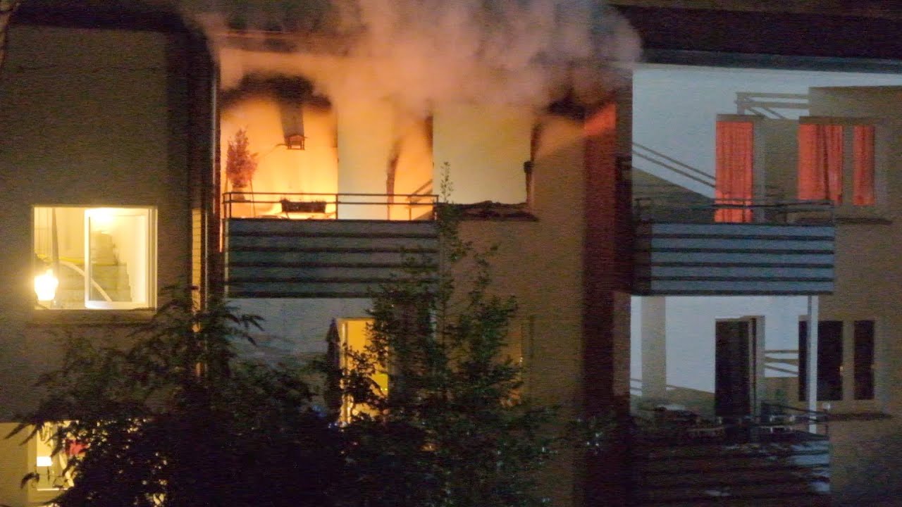 Verletzte bei Feuer in Hamburger Seniorenheim