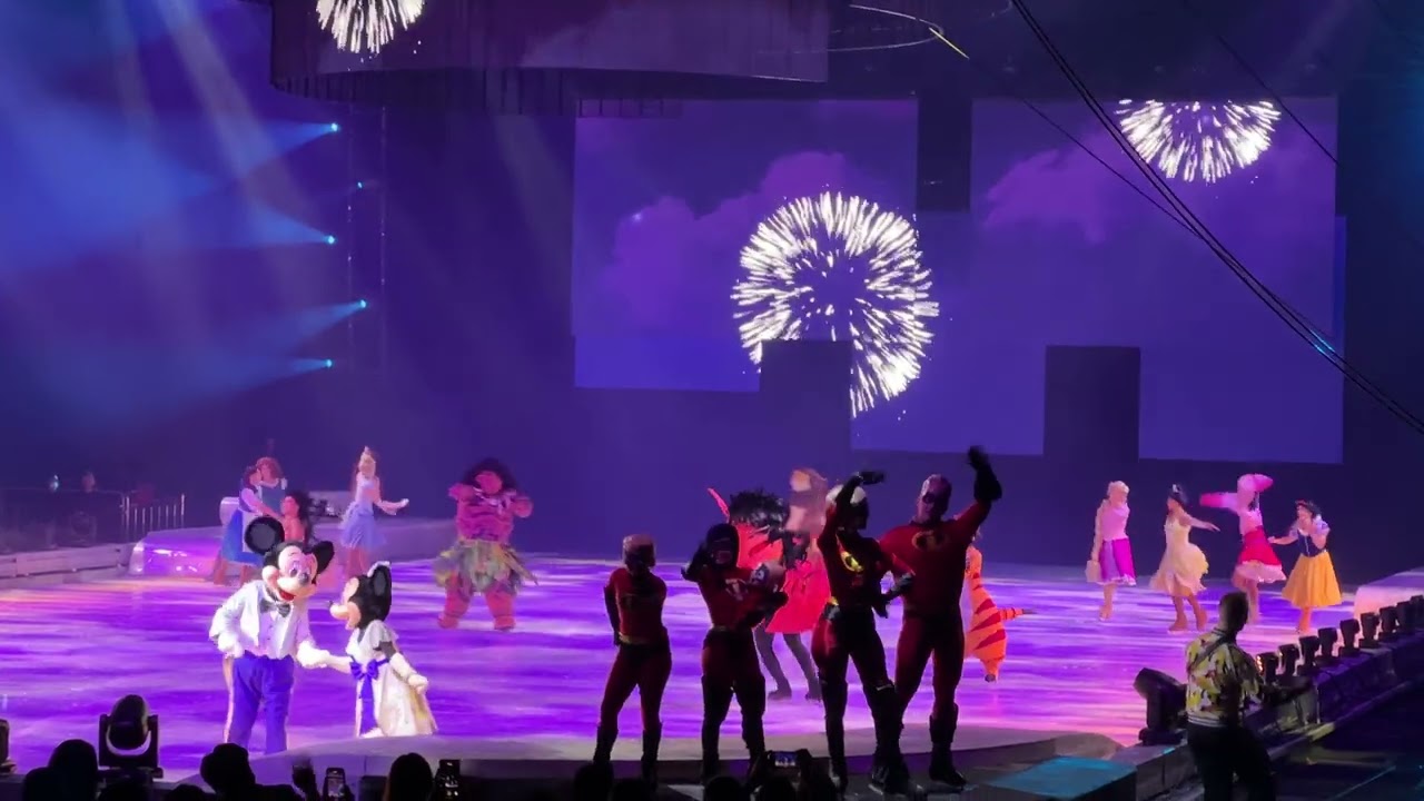 Disney on Ice presents 100 Years of  Wonder-￼Girl Power and Final