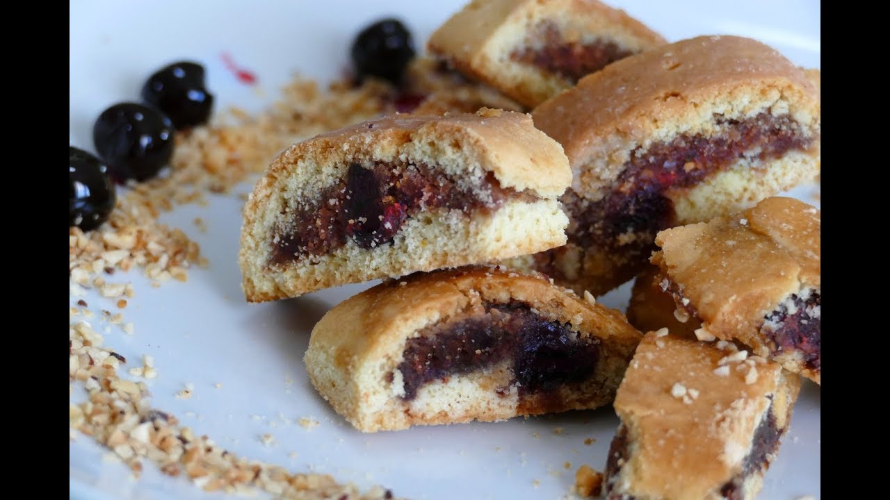 I biscotti all'amarena del riciclo. Videoricetta - Il Mondo di Antonietta Polcaro