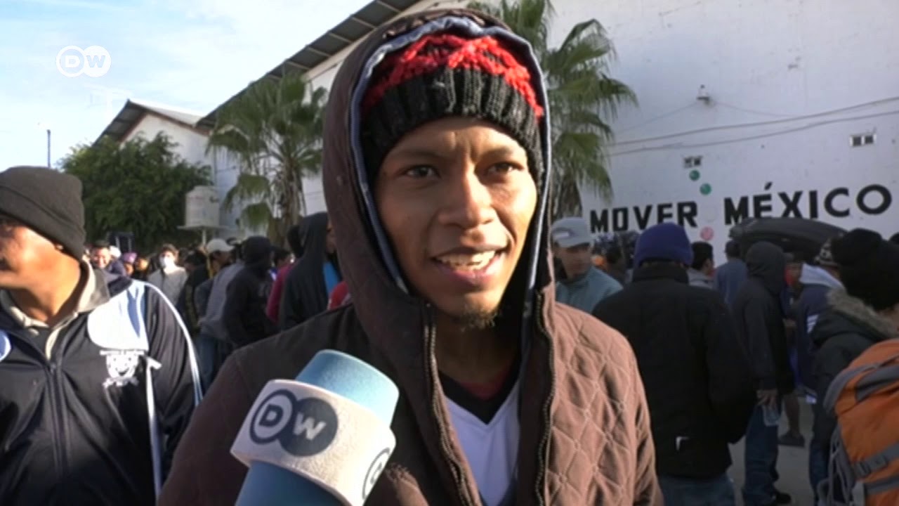 La caravana de centroamericanos se dispersa en Tijuana