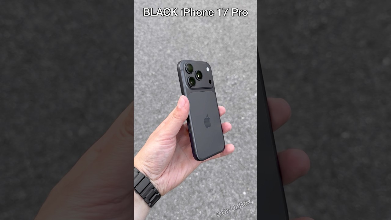 iPhone 17 Pro Black Hands On and Review🖤 #shorts #trending #iphone #iphone17pro #iphone17promax
