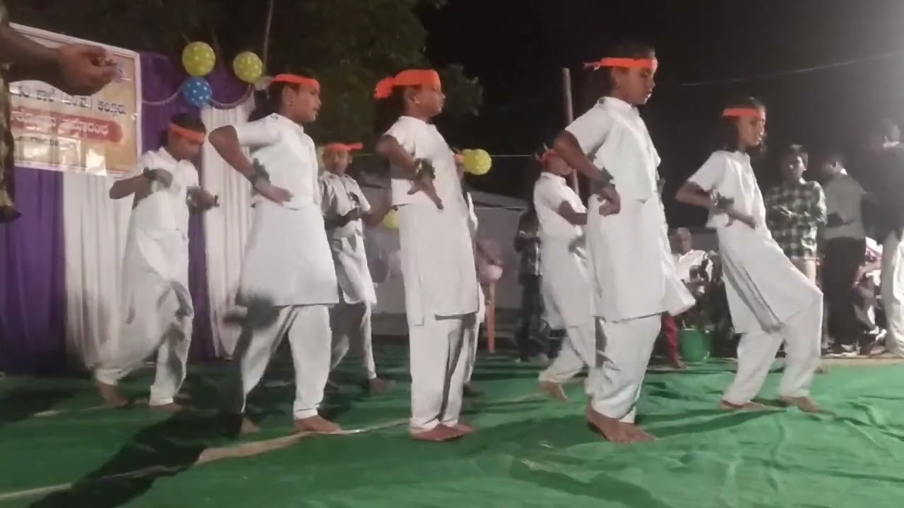 vande thayi makkalu navugalu dance Sangeeta and team 3rd Batch students