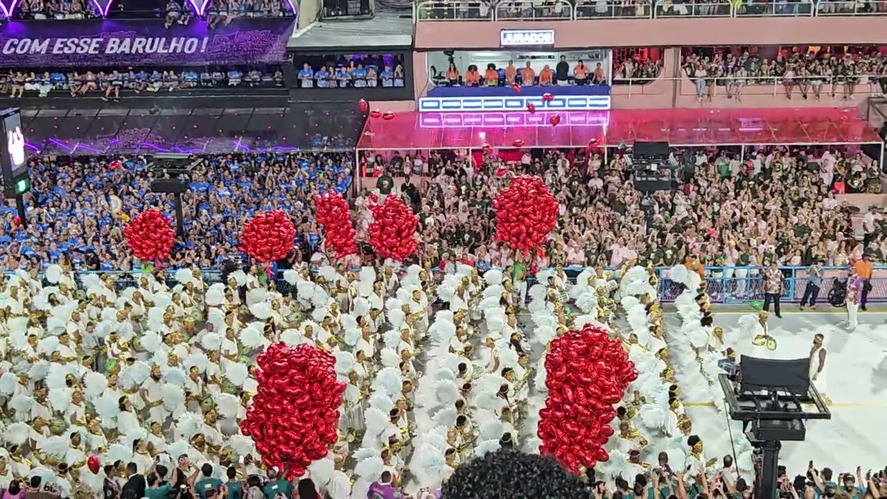 Bateria Mocidade Independente 2026 - Apresentação Cabine Espelhada (módulos 2 e 3 de jurados)