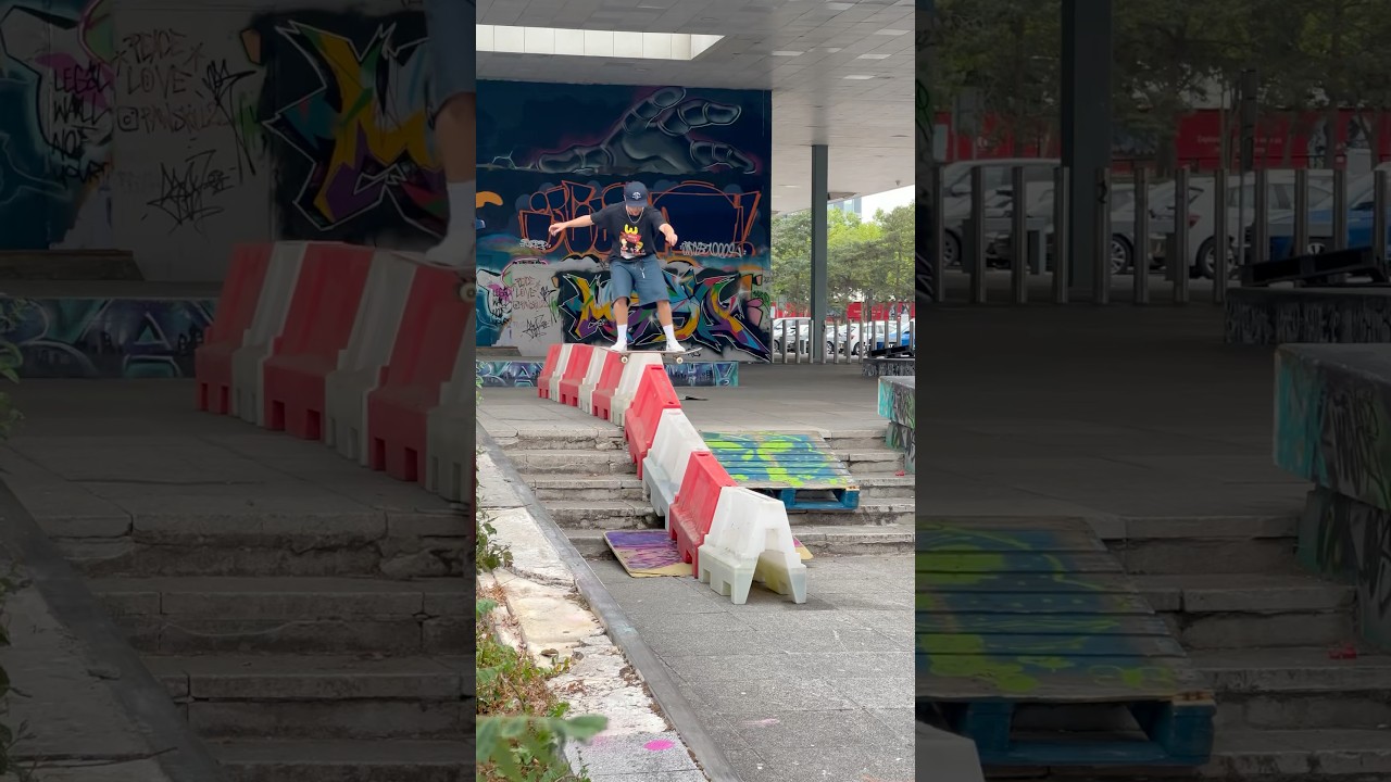 @AlexDecunha  rollercoaster @Yenties 📲✨ #skateboarding #miltonkeynes #thankyouskateboarding