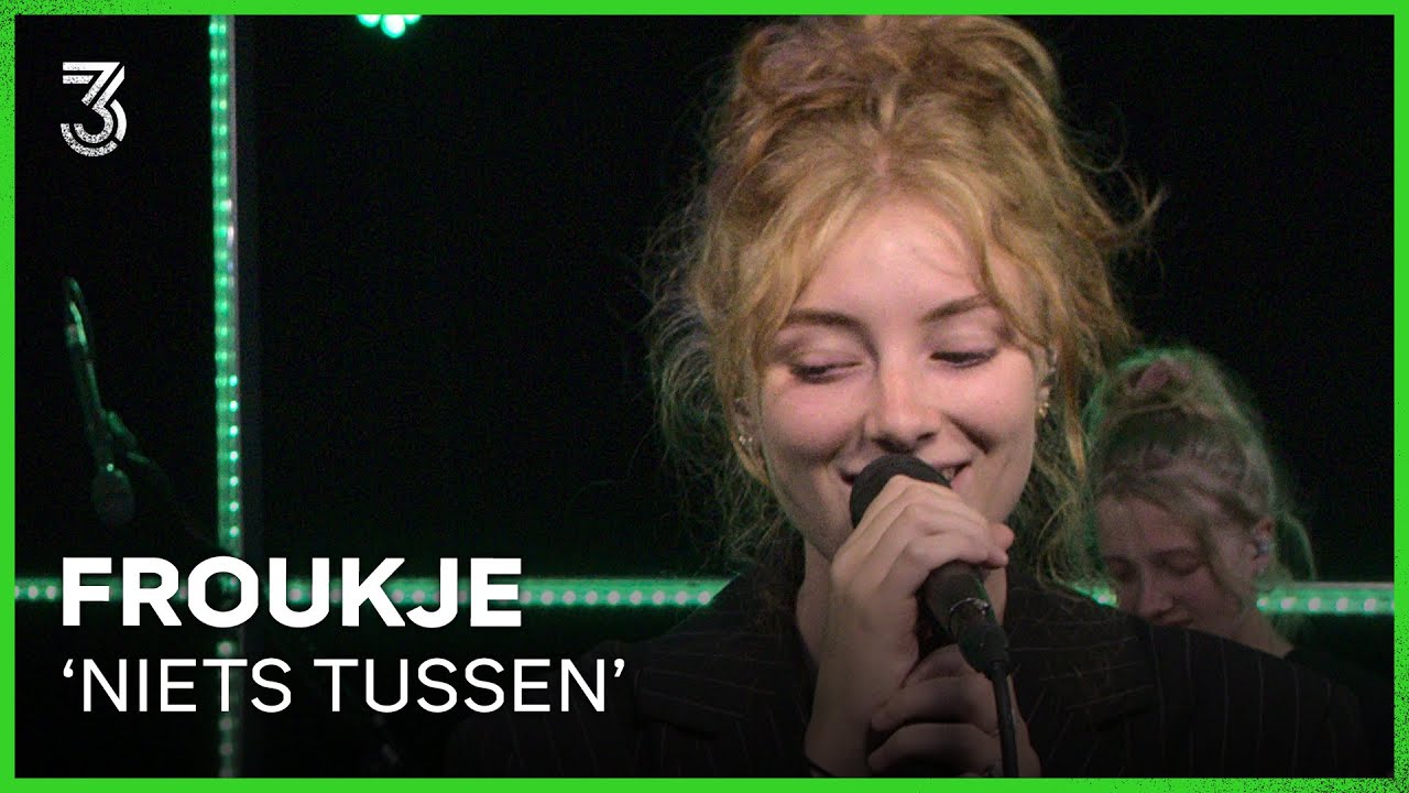 Froukje live met nieuw nummer 'Niets Tussen' | 3FM Live Box | NPO 3FM