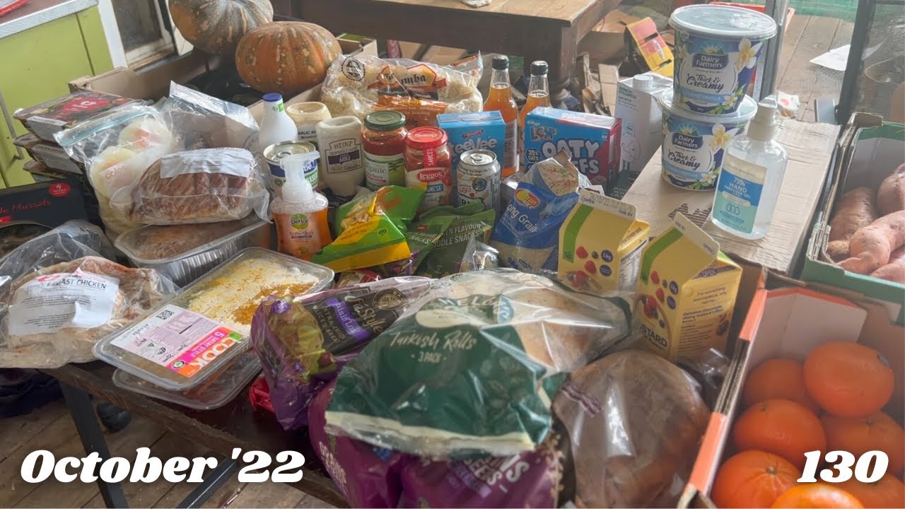 A4 Community Care October Food Hamper / Food Pantry Haul | Homestead Chat | Off Grid Australia 130