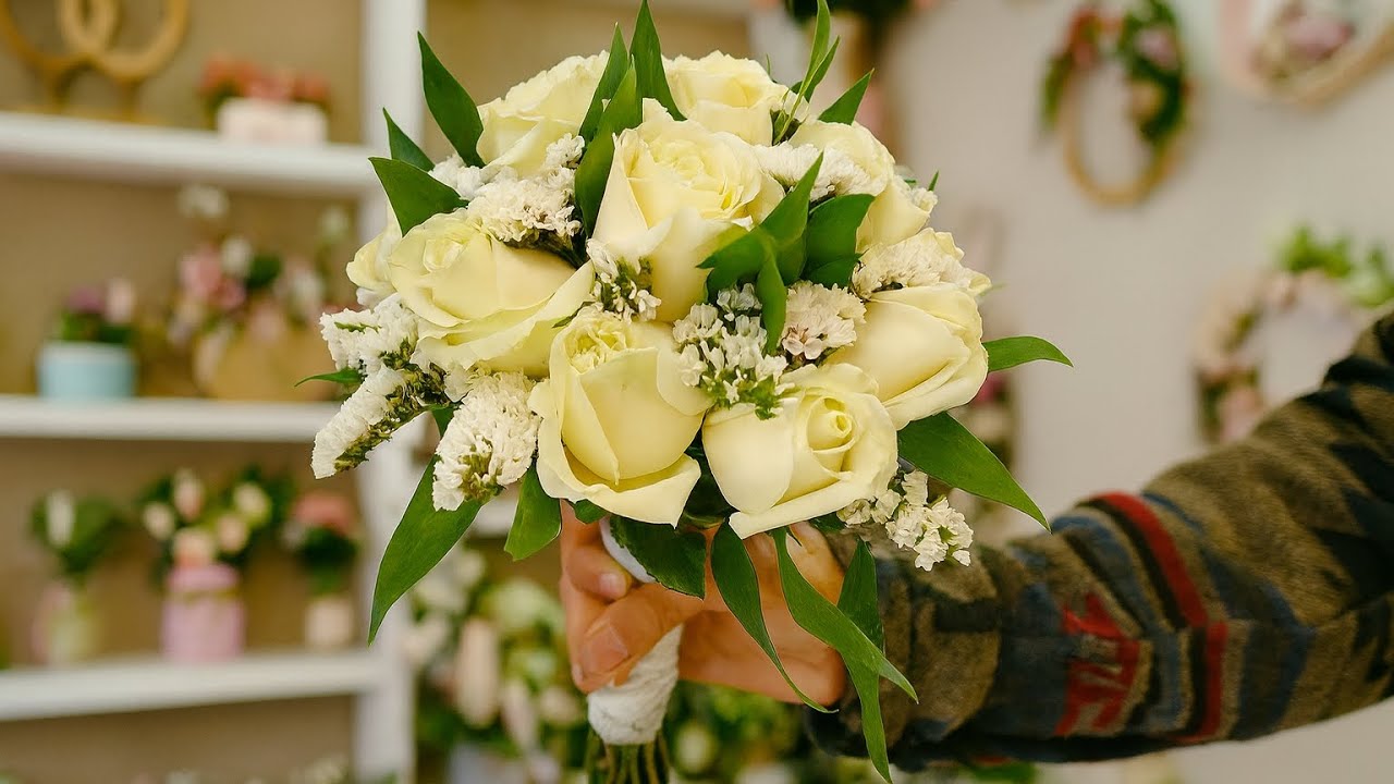 Florist Secrets: How Elegant Wedding Bouquets Are Really Made