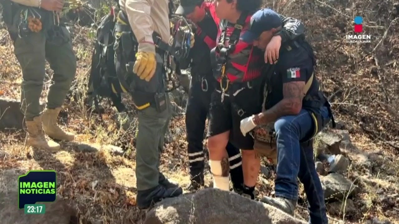 Rescatan a familia extraviada en la Barranca de Huentit&aacute;n | Noticias GDL con Rey Su&aacute;rez