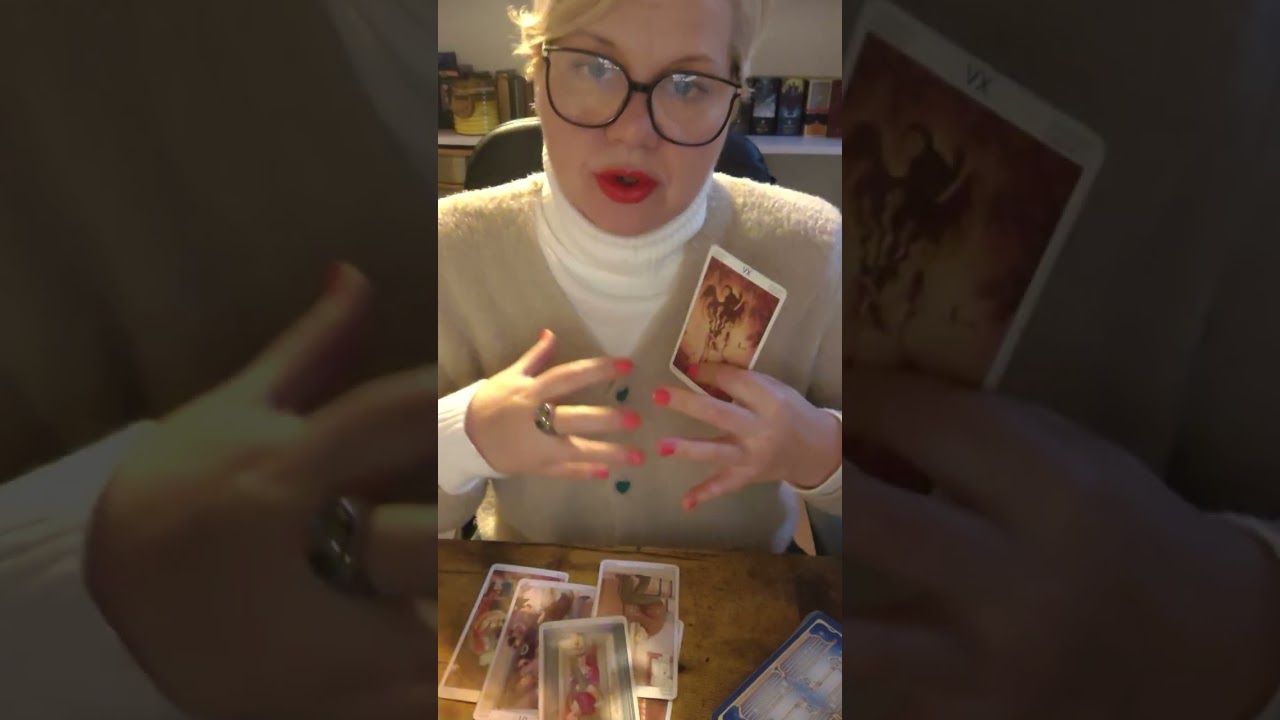 ❤️🔮COSA TI ASPETTA IN AMORE? CANALIZZAZIONE DEL TUO FUTURO 