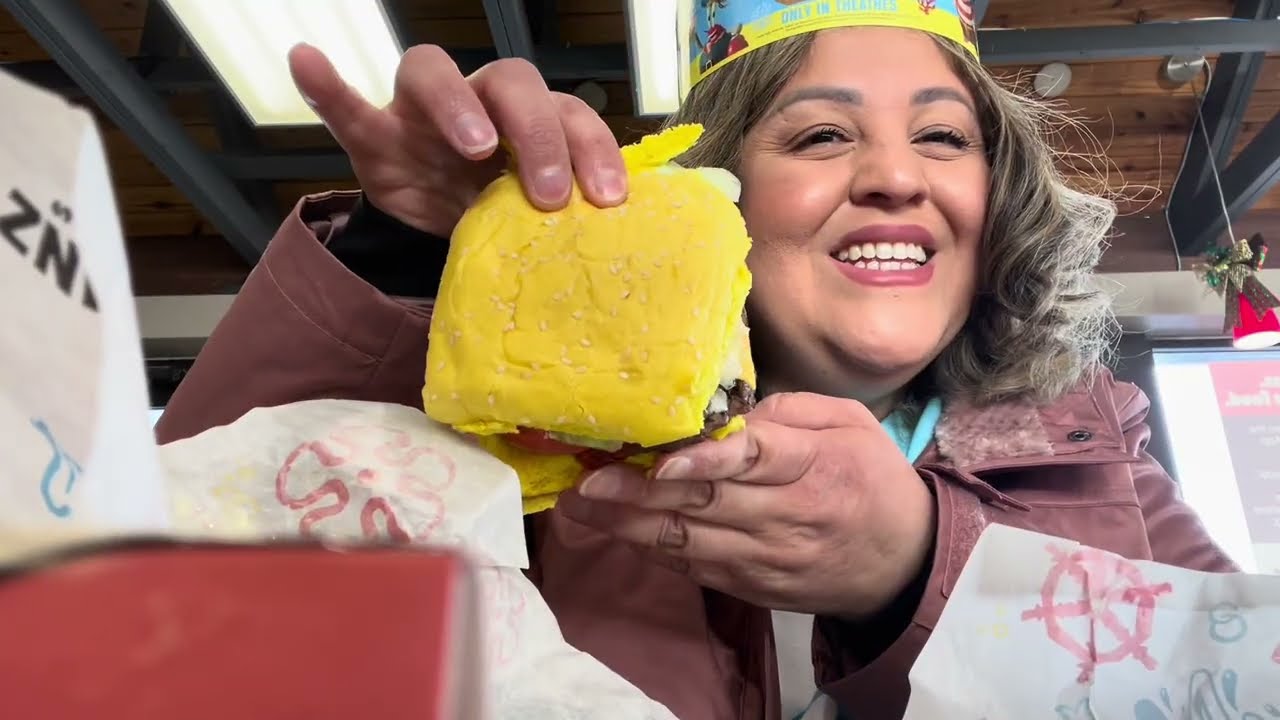Burger King The SpongeBob Movie menu Krabby Whopper #foodie #burgerking  