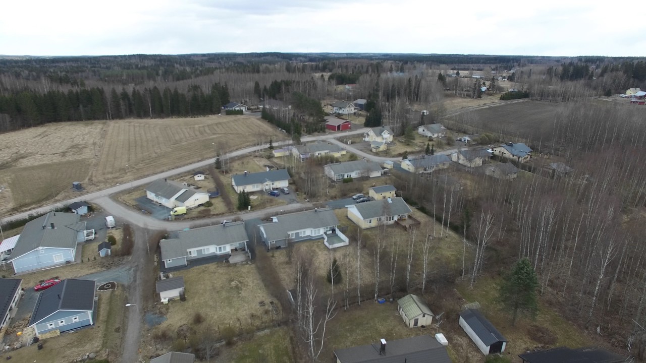 Läyliäinen 16.4.2017 osa 2 (Phantom 3 4K)