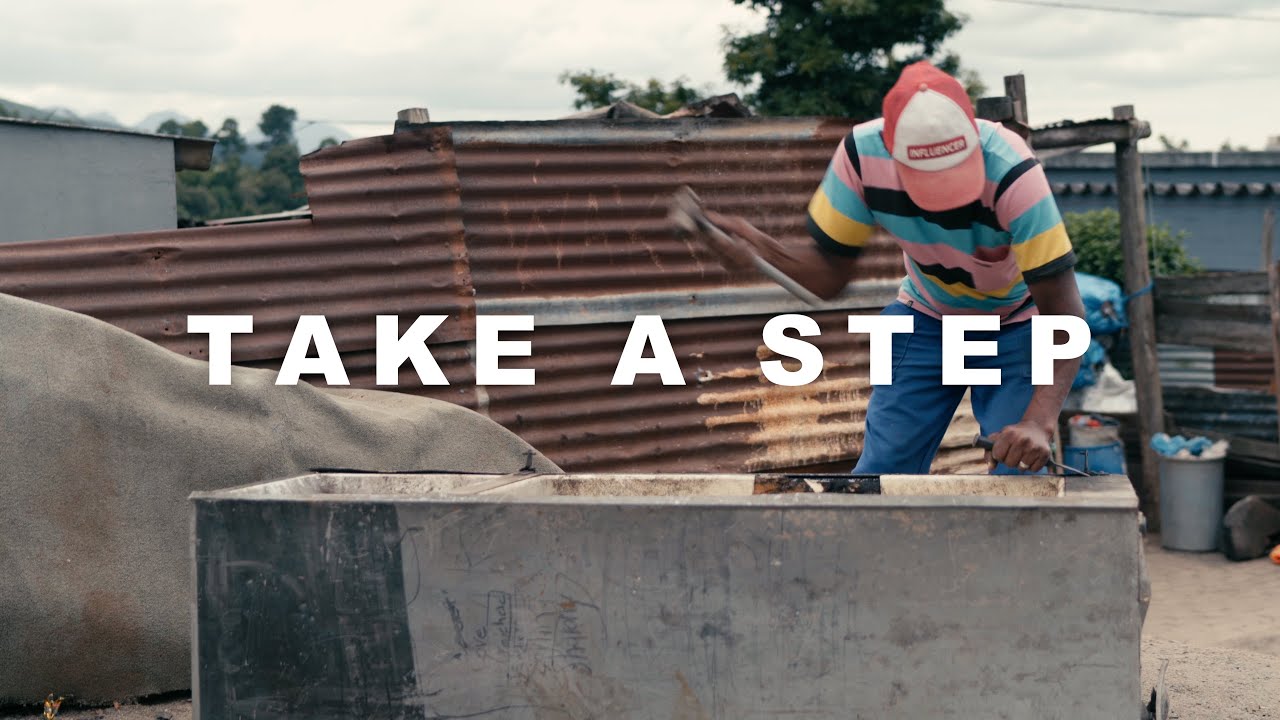 Belfast 2 Blanco 2024 - Take a Step