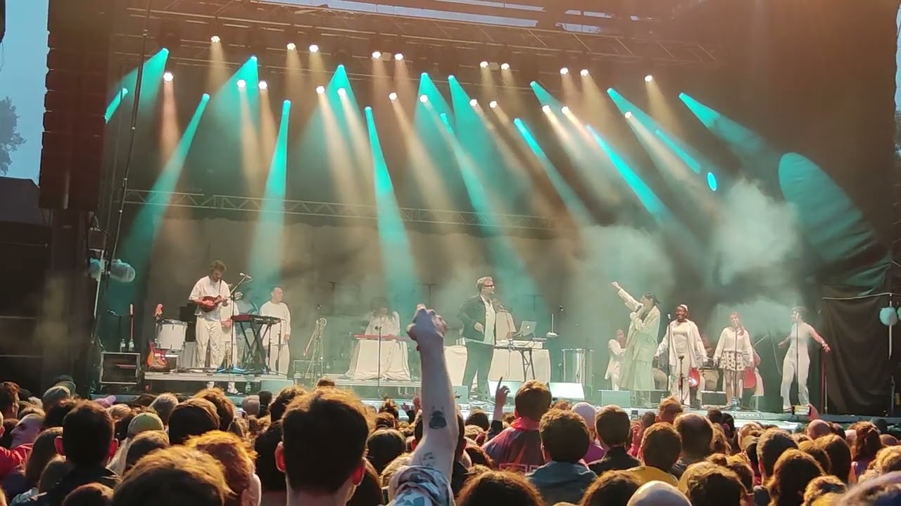 Mine & Orchester feat. Fatoni - Romcom LIVE 