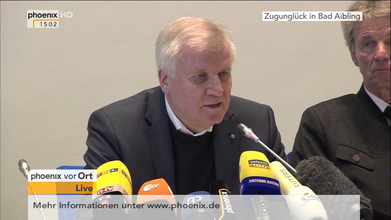 Zugunglück in Bad Aibling: Horst Seehofer gibt Pressekonferenz am 10.02.2016